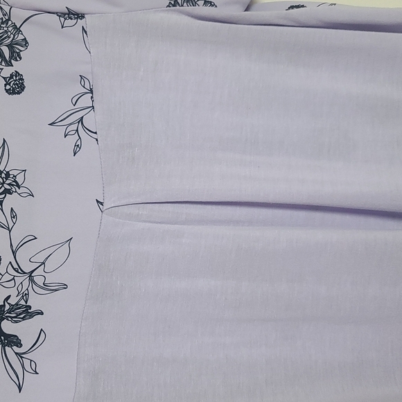 Apt. 9 purple floral top w/zipper - Picture 7 of 7